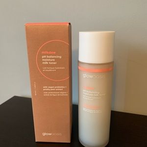 Glowoasis milkdew pH balancing moisture milk toner